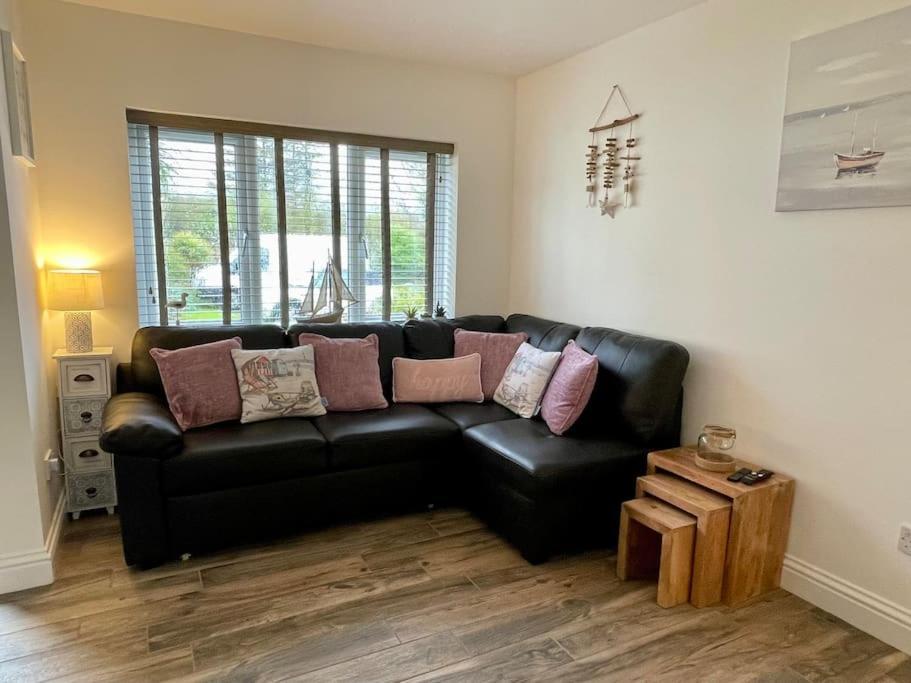 Galmpton Little Greenway Holiday Bungalow מראה חיצוני תמונה